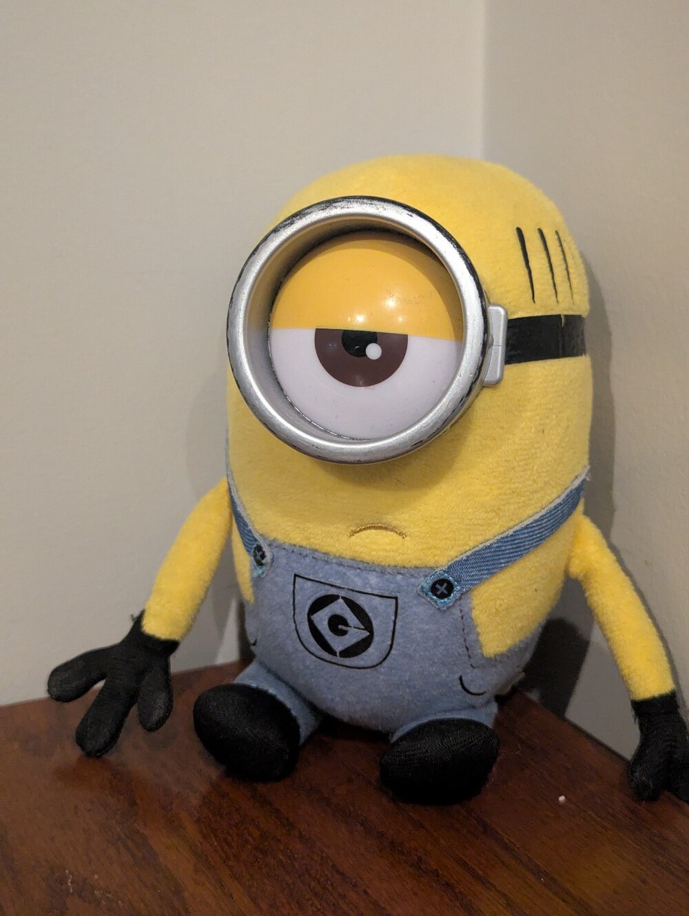 TY Beanie Babies Illumination Despicable Me 3 Minion MEL 7” Plush Stuffed Toy